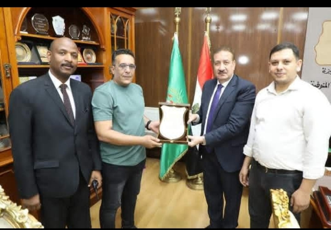 المحافظ  يكرم السنابل